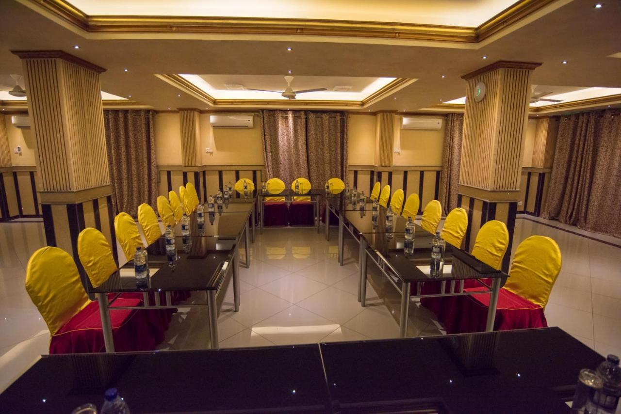 Euro Hotel And Apartments ดาร์เอสซาลาม ภายนอก รูปภาพ