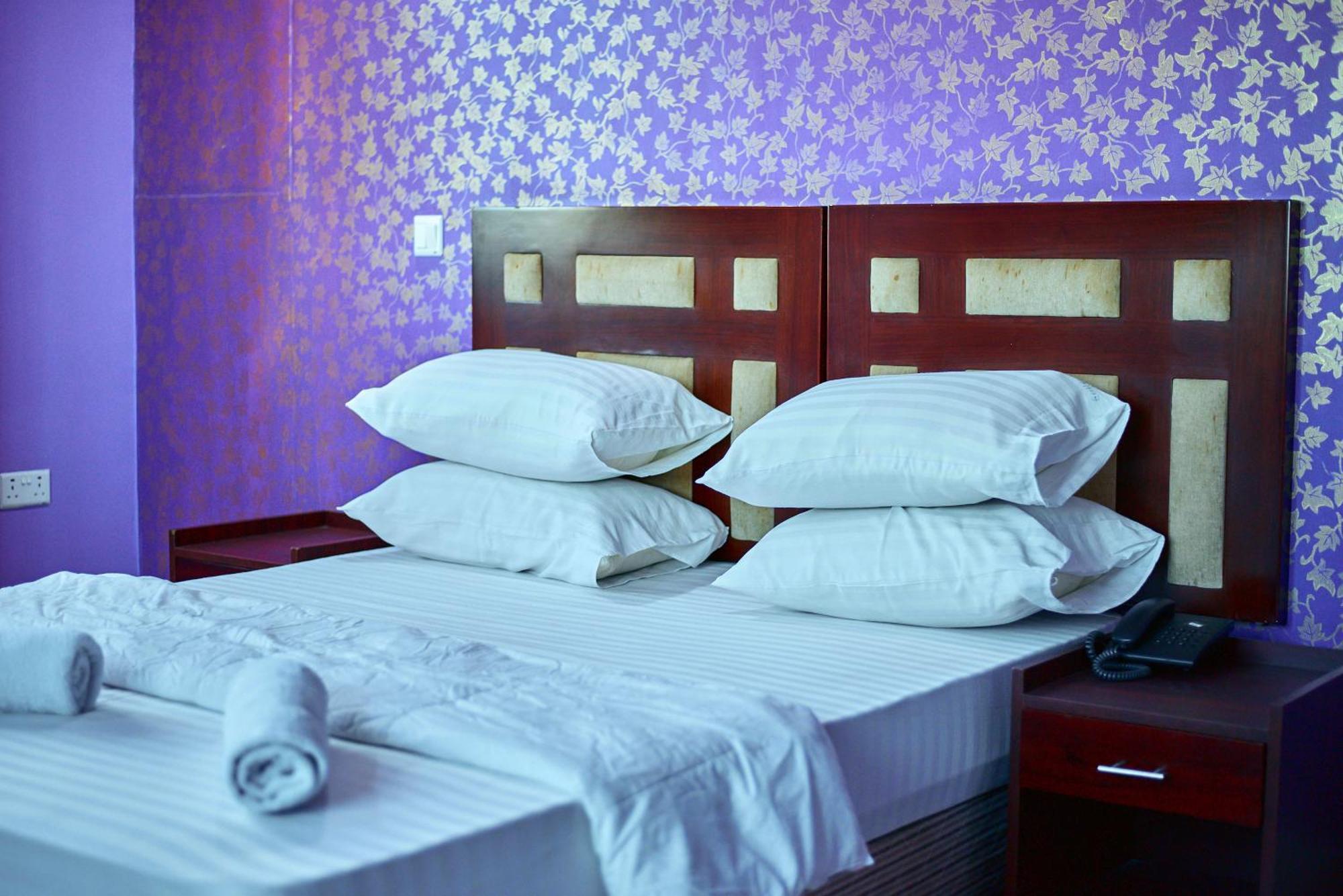 Euro Hotel And Apartments ดาร์เอสซาลาม ภายนอก รูปภาพ