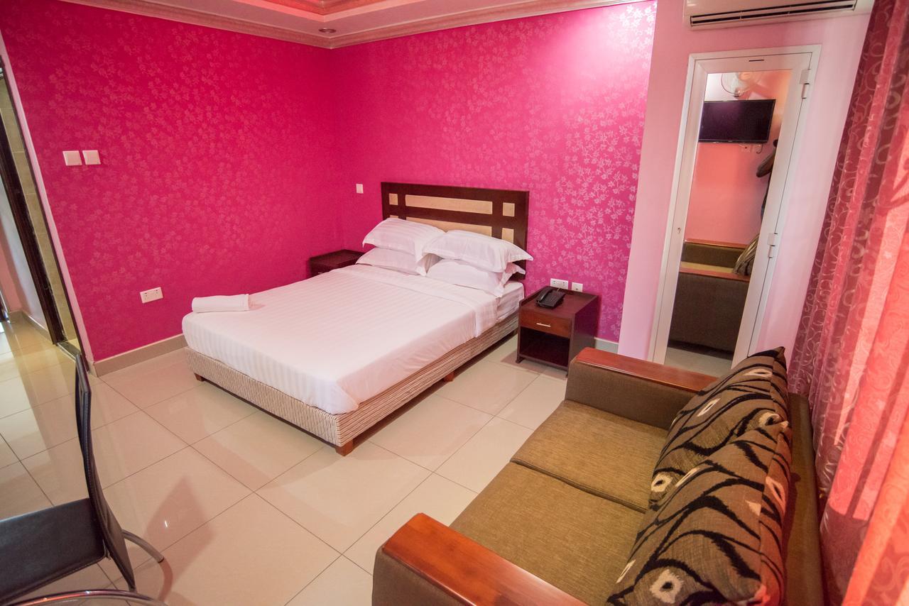 Euro Hotel And Apartments ดาร์เอสซาลาม ภายนอก รูปภาพ