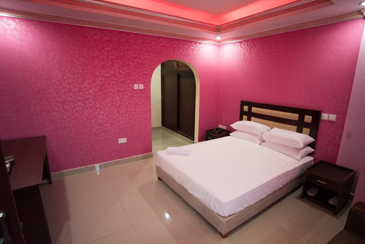 Euro Hotel And Apartments ดาร์เอสซาลาม ภายนอก รูปภาพ