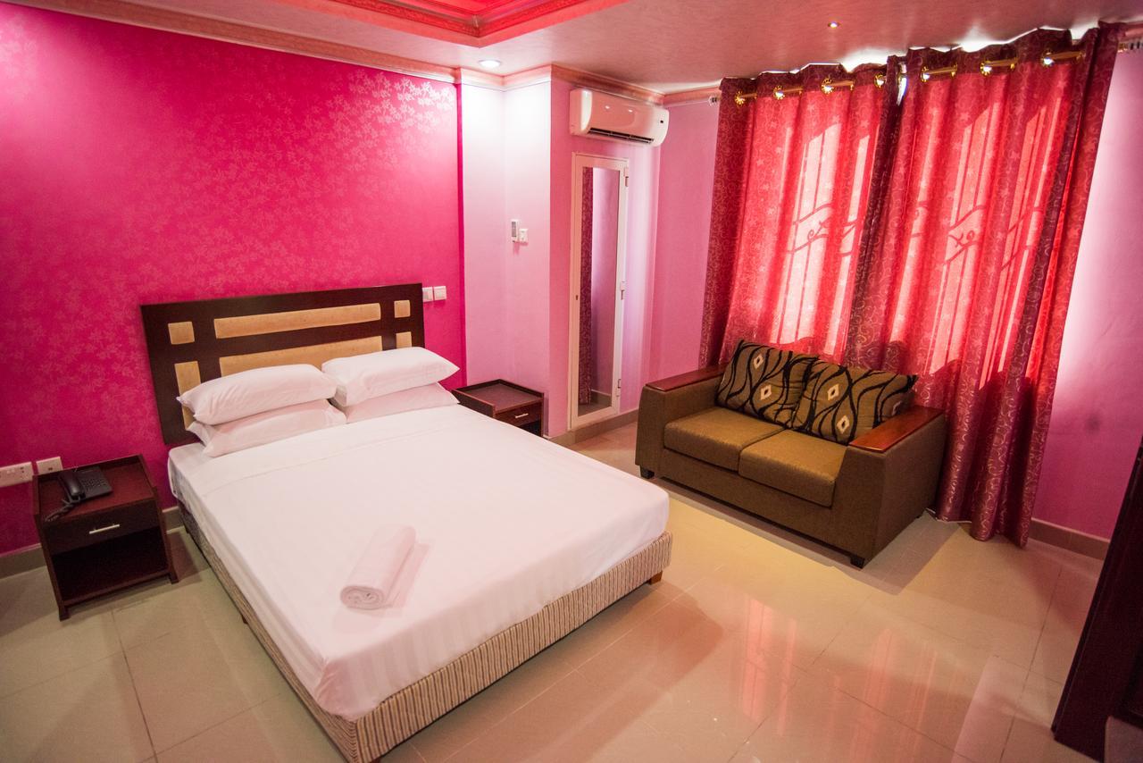 Euro Hotel And Apartments ดาร์เอสซาลาม ภายนอก รูปภาพ